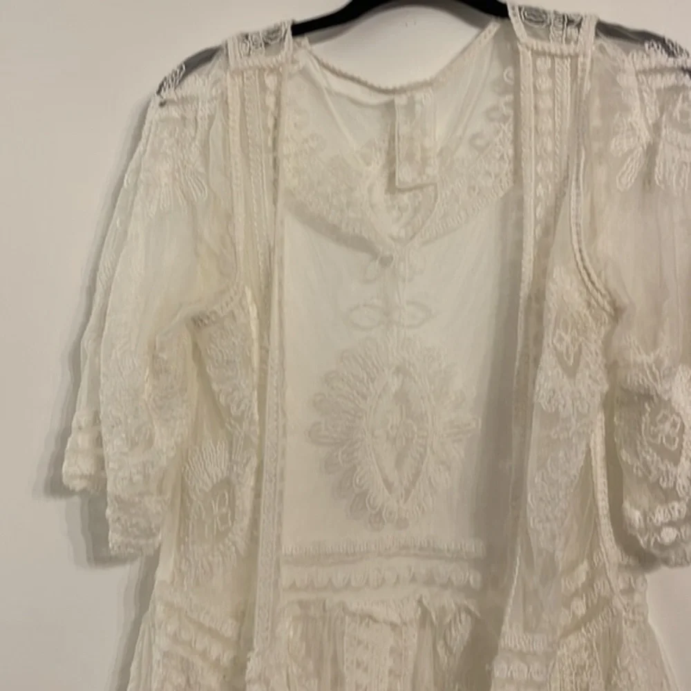 Stunning‎ tunic - Picture 2 of 4